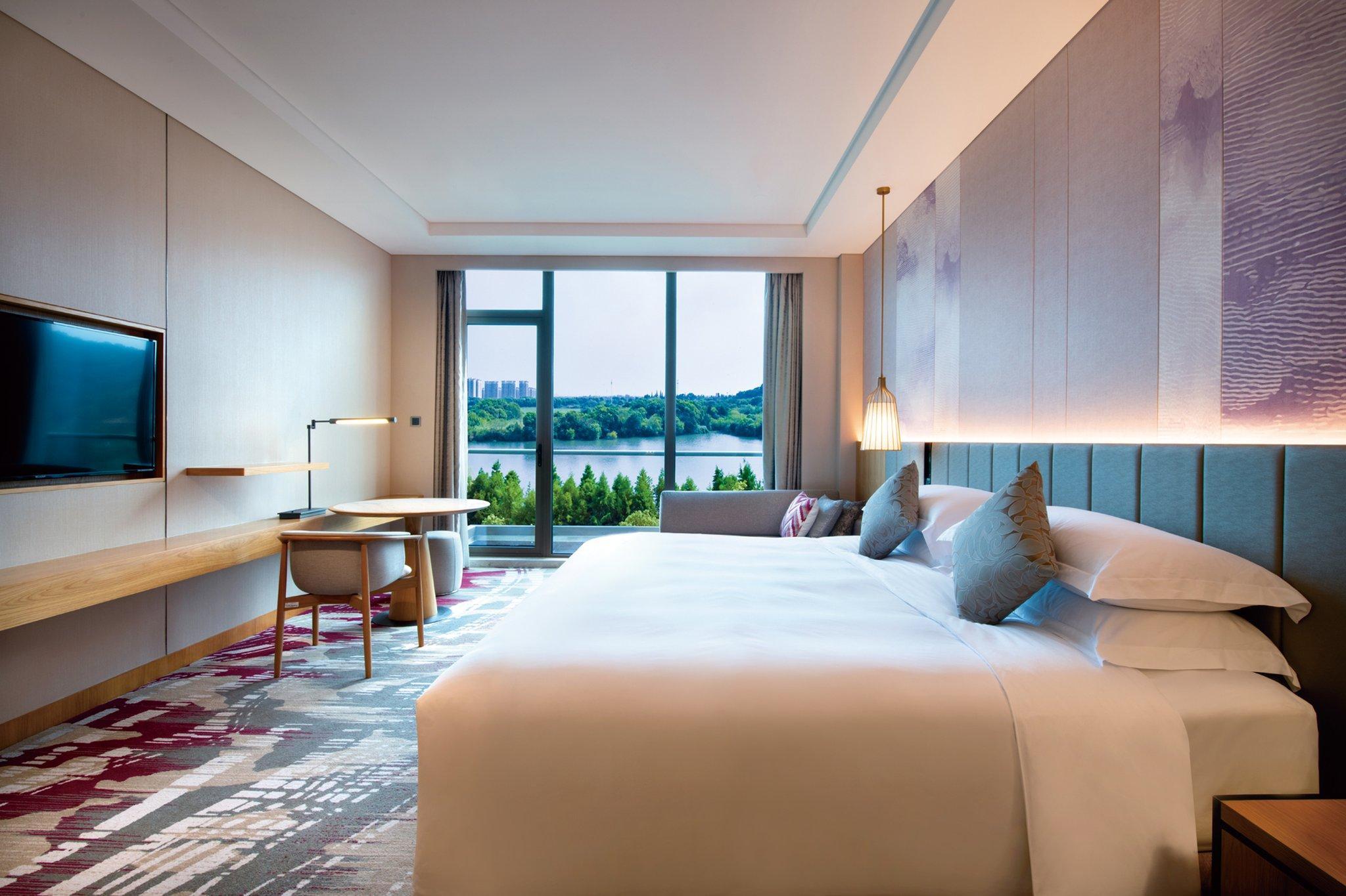 Crowne Plaza Huzhou, An Ihg Hotel Exterior photo