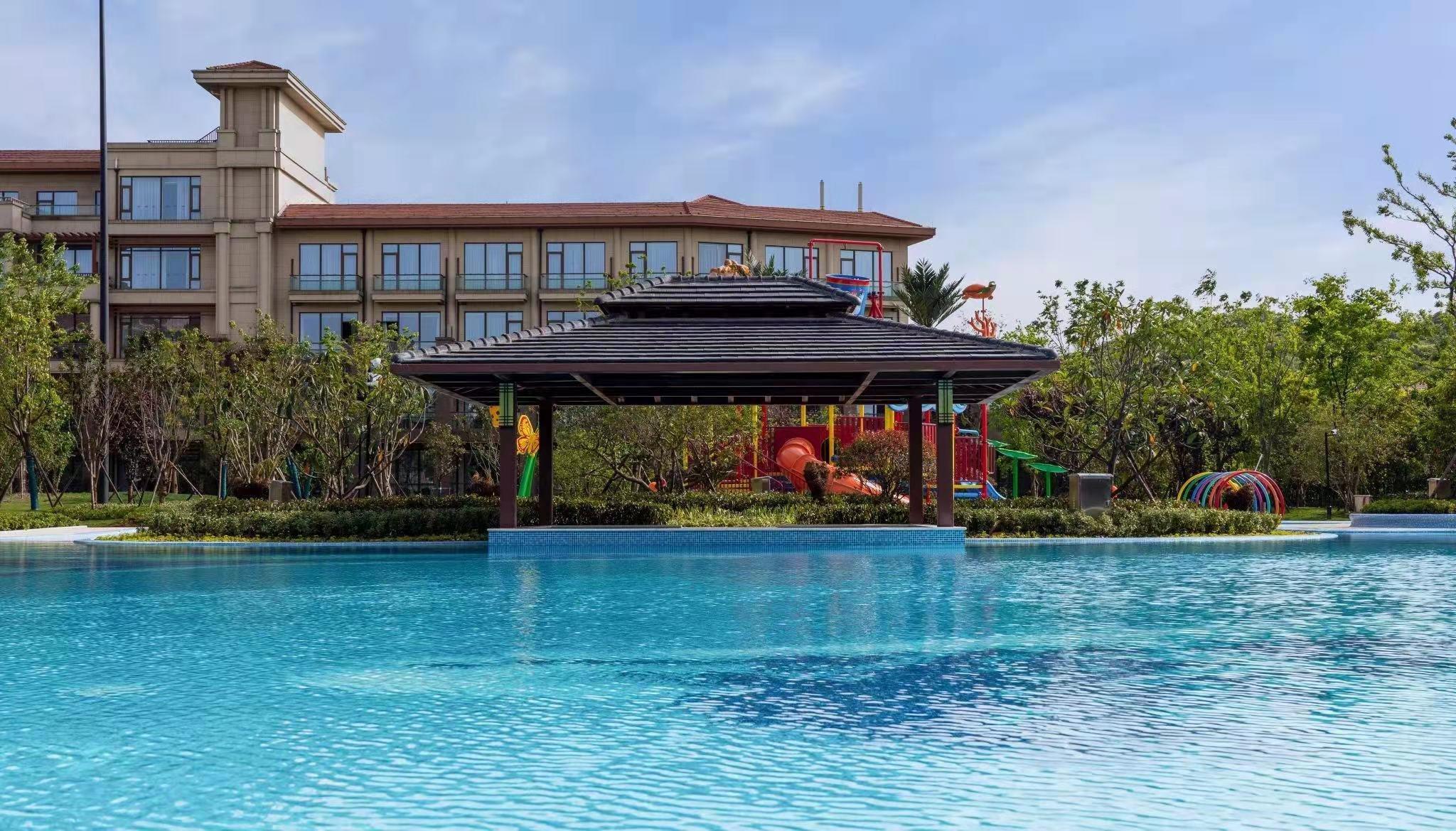 Crowne Plaza Huzhou, An Ihg Hotel Exterior photo